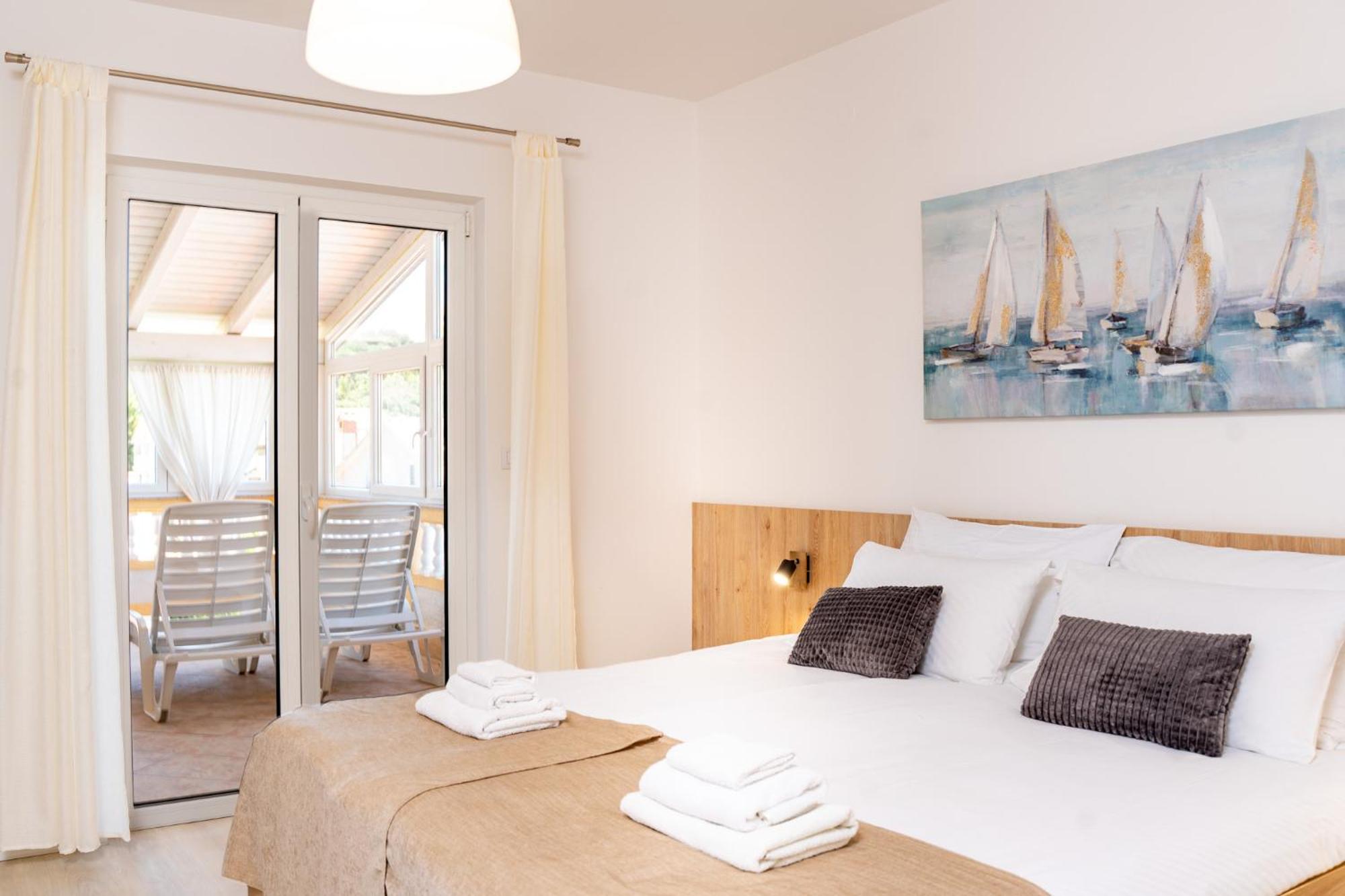Foric Apartments With Outdoor Heated Pool Раб Екстер'єр фото