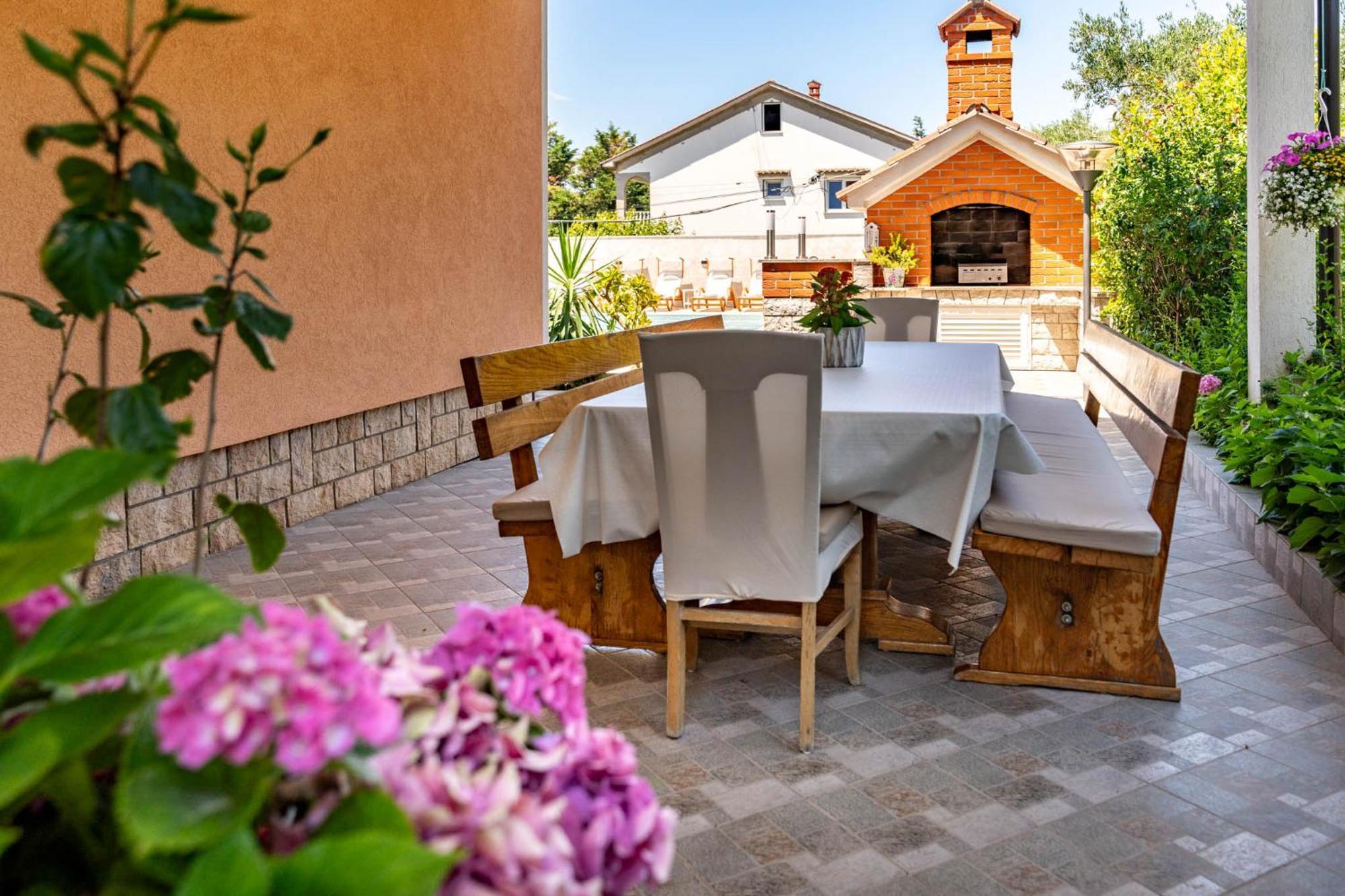 Foric Apartments With Outdoor Heated Pool Раб Екстер'єр фото